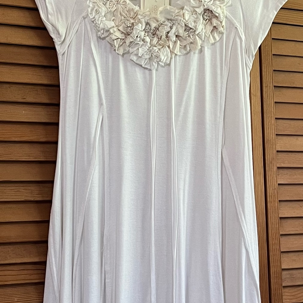 Sweet, light, fun summer dress, embellished with beads and lace women’s xs
